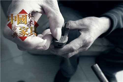 12、有經驗的木工會在榫卯結合部位留有&ldquo;膠倉&rdquo;。